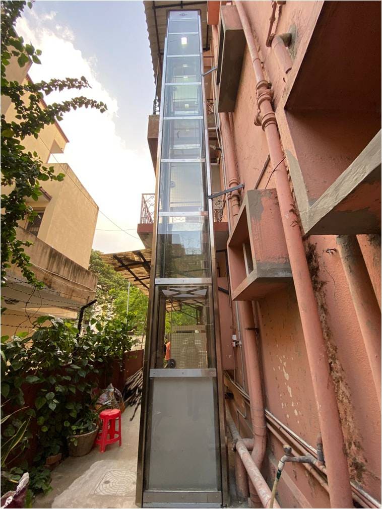 STRUCTURE ELEVATOR